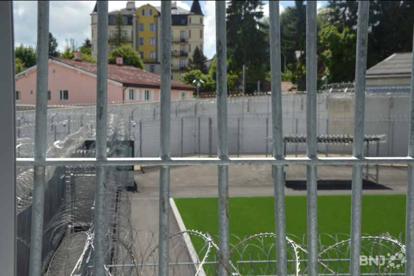 Un détenu est décédé dans sa cellule de la prison de La Promenade à La Chaux-de-Fonds. Photo : archives.