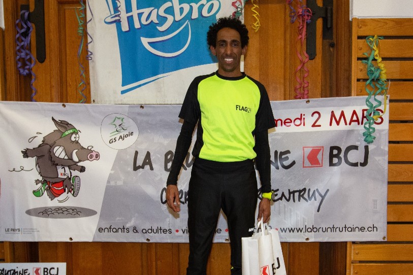 Kidane Solomon est monté sur la 1re marche du podium chez les hommes. (Photo: Colin Girard - La Bruntrutaine)