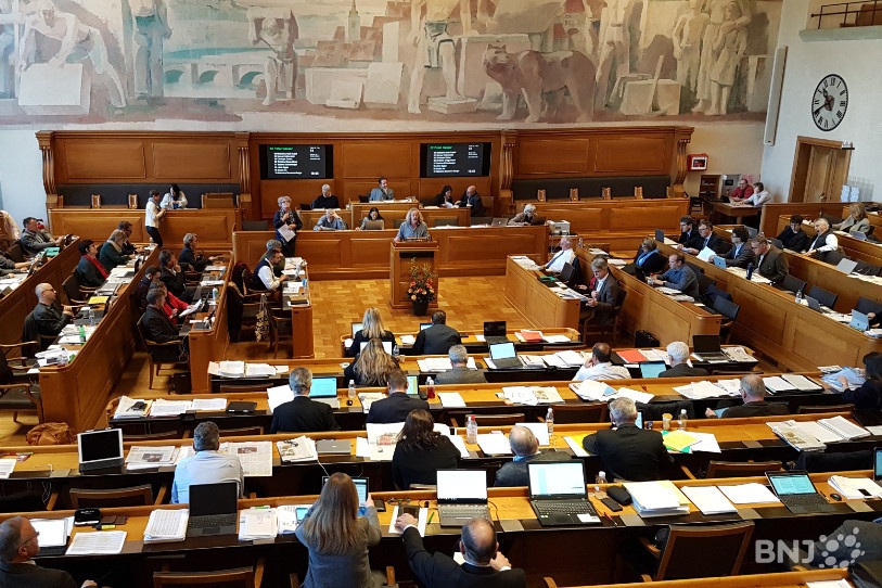 Le Grand Conseil refuse de reporter 10 millions de francs de charges sur les communes.