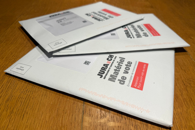 Certains bulletins de vote pour les élections cantonales jurassiennes sont erronés à Moutier.