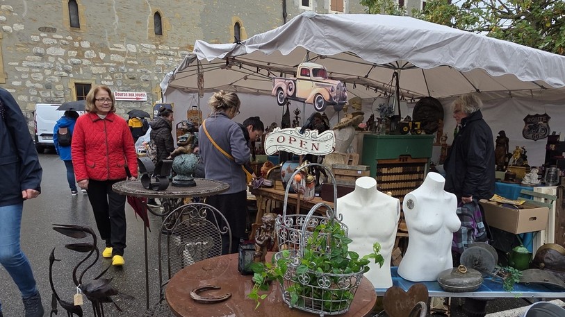 La brocante du Landeron va réunir près de 100'000 chineurs sur trois jours.