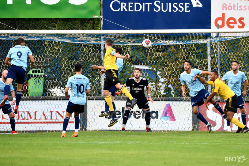 Le FC Cornol _ La Baroche et le FC Moutier lors de leur rencontre le premier octobre 2018. Photo : archives