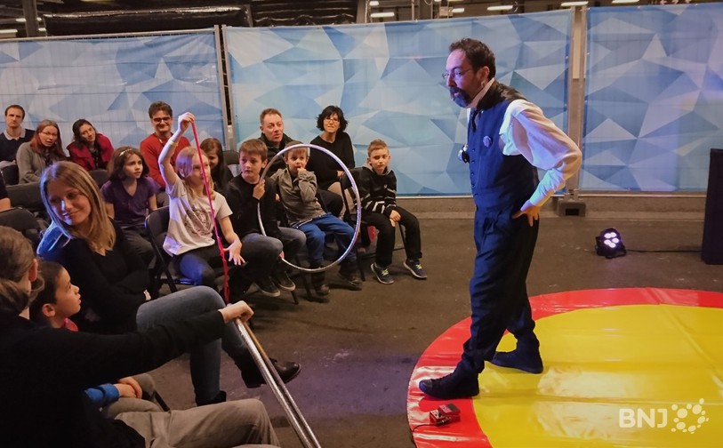 Un spectacle de découverte du monde scientifique est proposé aux jeunes pour cette édition 2019.