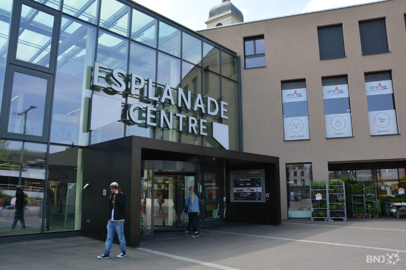 Le Swisscom Shop de l'Esplanade Centre a été visité dans la nuit de vendredi à samedi. (Photo : archives.)