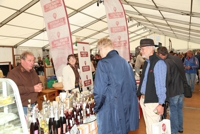 Le marché de Courtemelon a fait le plein ce week-end. (Photo : FRI.)