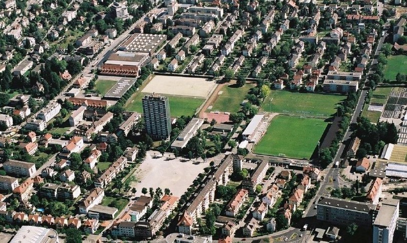 Vue aérienne du quartier de la Gurzelen, qui sera réaménagé. (Photo : Ville de Bienne). 