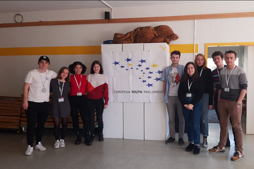 Les organisateurs de la session du Parlement européen des jeunes à Neuchâtel.