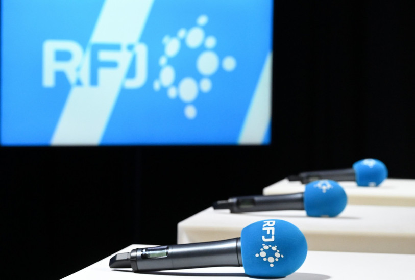 RFJ met sur pied deux débats en vue des votations fédérales du 27 septembre. (photo : Georges Henz)