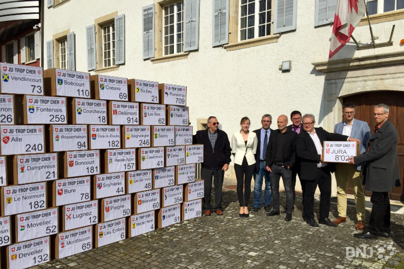 Le comité d'initiative a déposé son texte mercredi à la Chancellerie d’Etat à Delémont.
