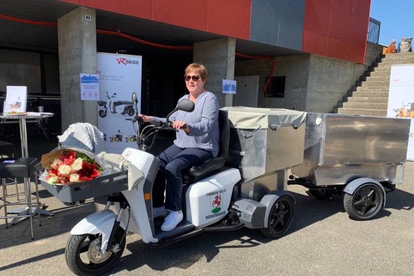 La commune de Rossemaison a fait l'acquisition d'un tricycle électrique.