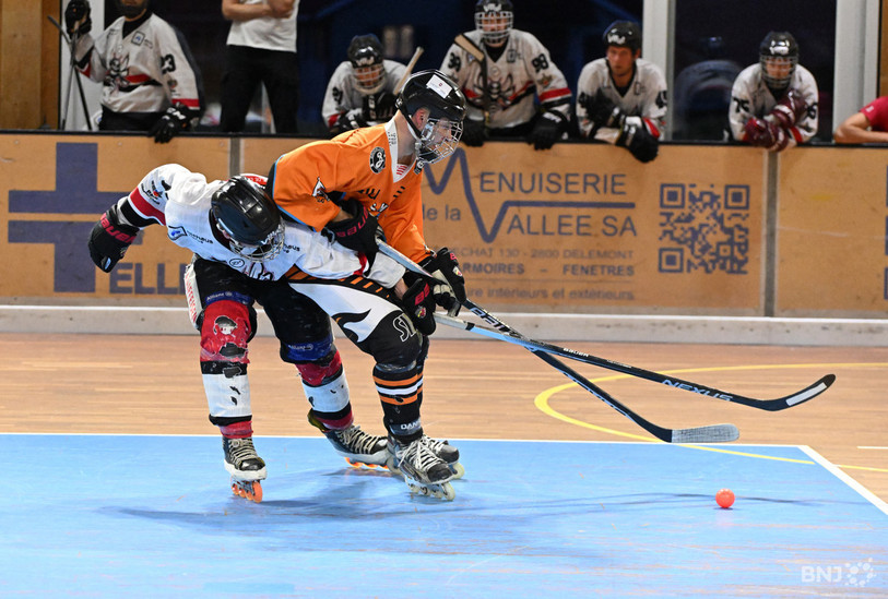 Le SHC Buix et le SHC Rossemaison n'ont pas connu les mêmes émotions en quarts de finale des play-off de ligue A. (Photo : archives Georges Henz)
