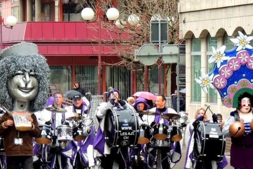 Le carnaval du Locle connaîtra une sixième édition le 6 avril. (Photo: archives Brandilocants)