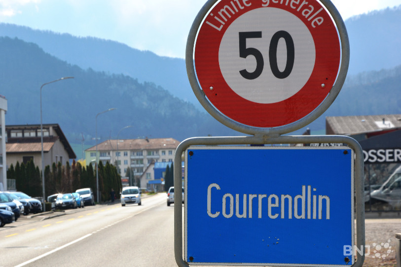 Une importante fuite d'eau est en cours à Courrendlin. 