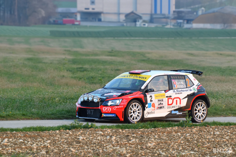 Michaël Burri ne lâche rien au volant de sa Skoda Fabia R5 (photo : Georges Henz).