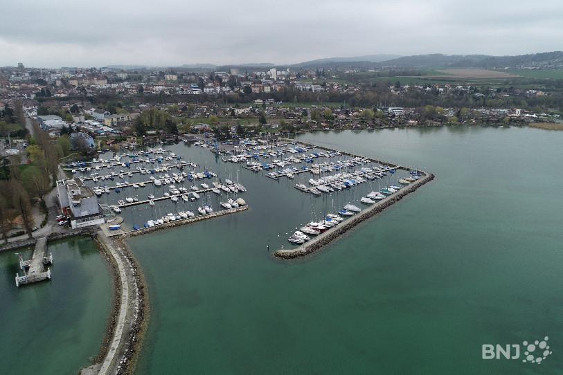 La Commission d'enquête parlementaire juge « inexcusable l'incurie témoignée tant par le Conseil d'Etat que par les directions et acteurs concernés » envers le projet de pisciculture à Estavayer-le-Lac. (Photo d'archives)