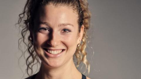 Nicole Eiholzer a décidé de mettre un terme à sa carrière de beachvolleyeuse de l’équipe nationale suisse pour rechausser les baskets. (Photo : nucvolleyball.ch)