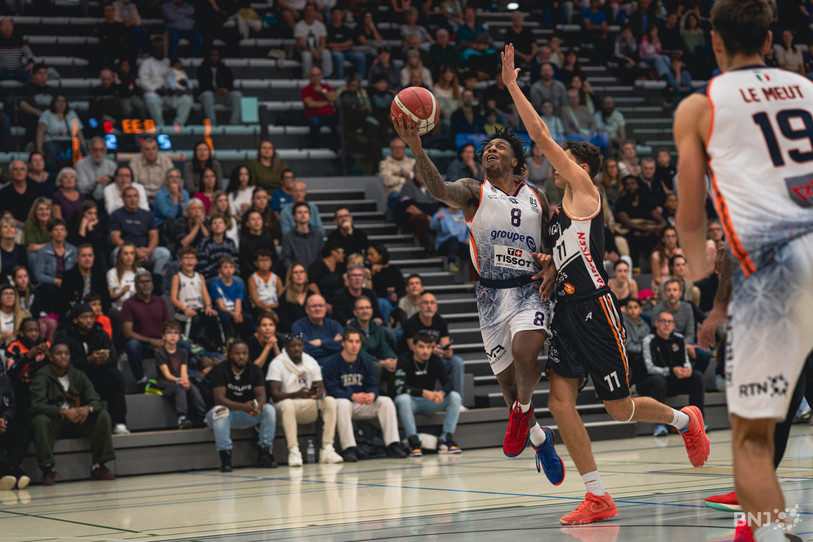 Les deux mercenaires d'Union Neuchâtel, l'Américain Justin Hill (8) et le Français Izan Le Meut (19), se sont montrés impeccables dimanche soir.