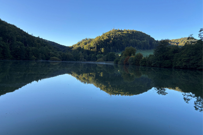   La Fondation du lac de Lucelle propose le spectacle « Crépuscule Luce Elles » samedi à 17h51.  