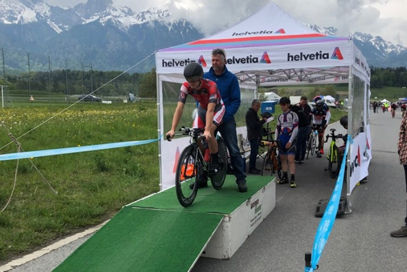 Antoine Bouzon dans les startings blocks... (Photo: Facebook/Team Humard Vélo-Passion)