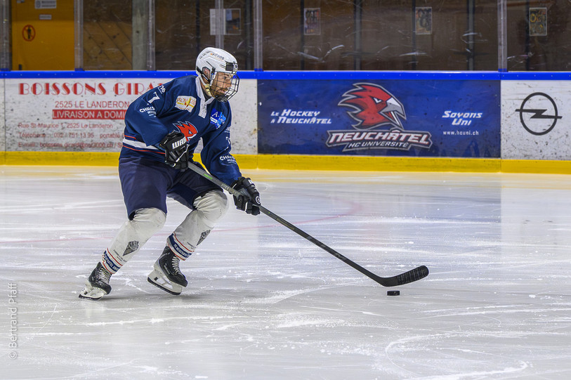 Loic Vögeli a inscrit samedi à Morges le premier but pour le HC Neuchâtel Université. (Photo d'archives : Bertrand Pfaff)
