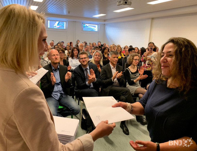 La cérémonie de remise des certificats d'auxiliaires de santé CRS s'est tenue jeudi soir à La Chaux-de-Fonds.