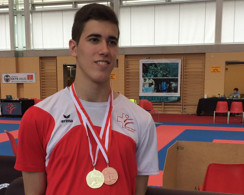 Matias Moreno Domont qualifié pour la finale du championnat de Suisse en Kata Juniors et Seniors.