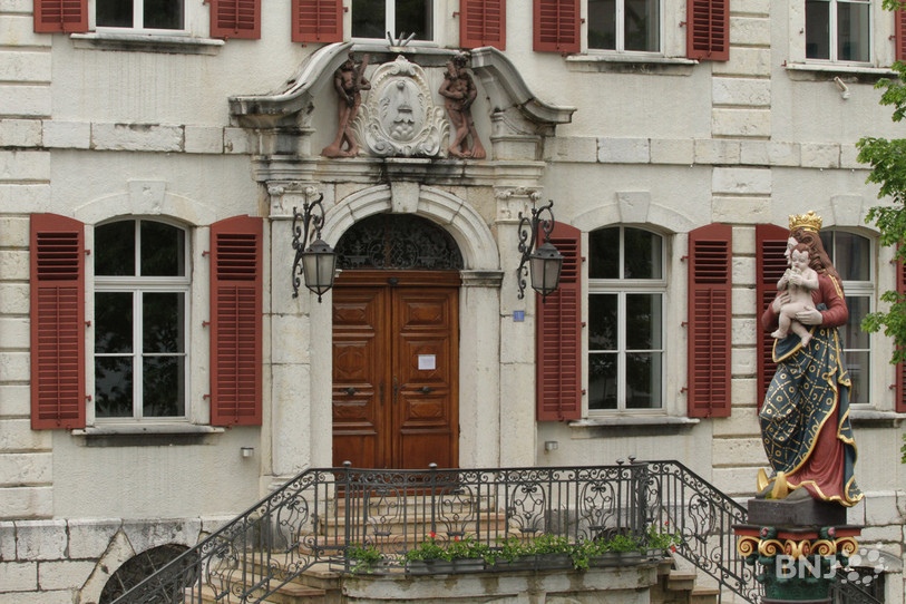 Le Conseil communal a décidé de débloquer la somme de 20'000 francs pour aider les familles dans le besoin. L'aide se fera via des bons d'achat. (Photo : archives)