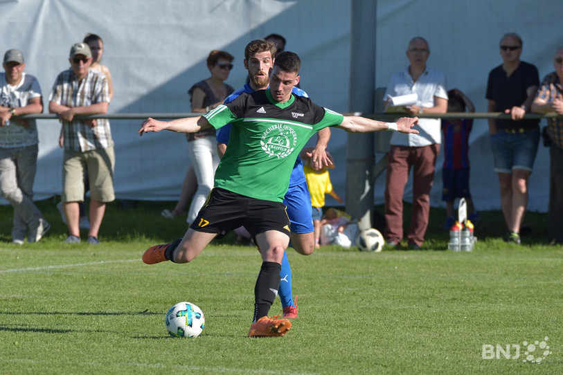 A l'image de Kevin Lotz, les joueurs du FC Haute-Ajoie ont certes été supérieurs samedi, mais les Bernois n'ont rien lâché (photo: Georges Henz).
