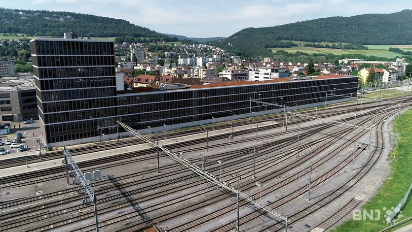 Le troisième étage du bâtiment de Strate J recherche toujours un locataire
