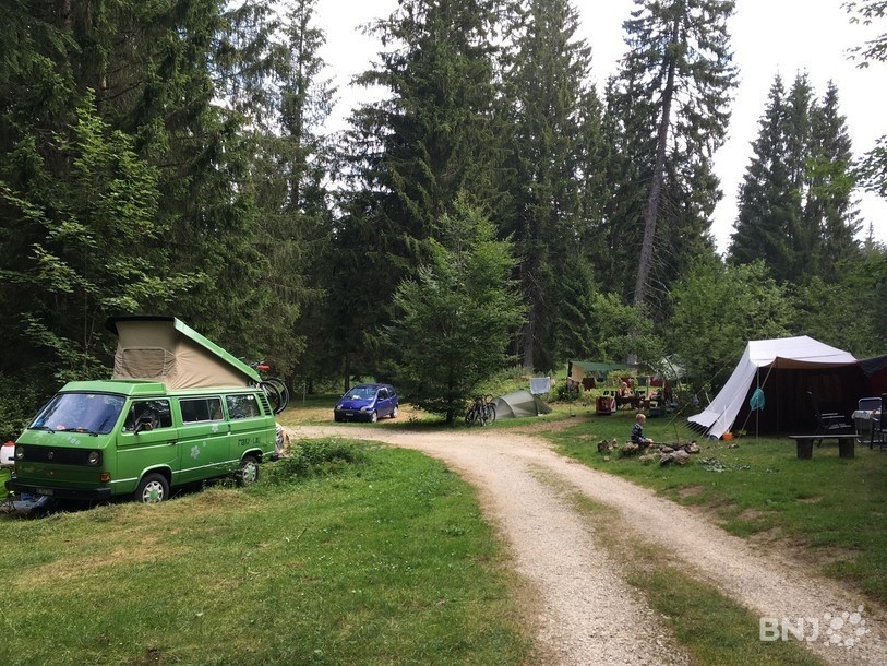 Au camping de Saignelégier, le gérant doit refuser du monde tant il reçoit d'appels.