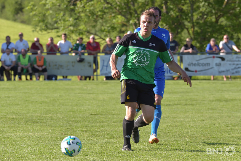 A l'image de Robin Quiquerez, le FC Haute-Ajoie s'est accroché face à Lyss, mais les Bernois ont eu le dernier mot. (Photo: archives)