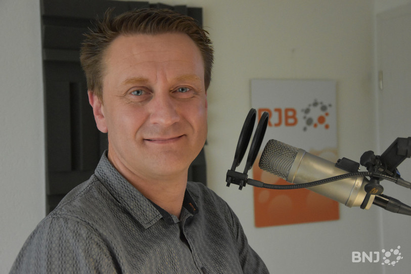 Guillaume Davot, le directeur de Jura bernois Tourisme, dans les locaux de RJB. (Photo: archives)