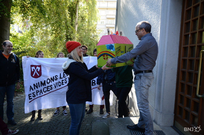 Le comité d'initiative avait recueilli 2'223 signatures valables. 