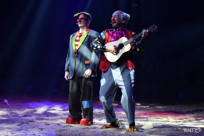 Les deux Vincent ont sorti leurs déguisements de clowns.