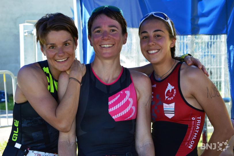 Le podium féminin avec Carole Perrot (1re, à gauche), Valérie Schmidt (3e, au centre) et Elia Betschen (2e, à droite).