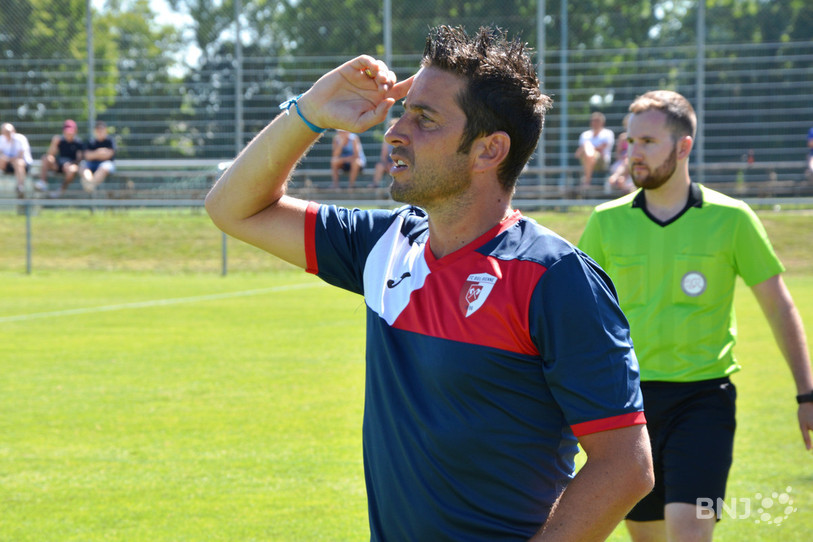 Anthony Sirufo, l'entraîneur du FC Bienne, peut voir l'avenir avec sérénité à l'issue de ses deux premiers matches à la tête du FCB.