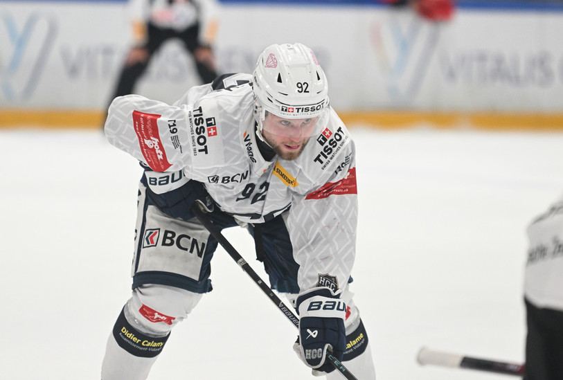 Gilian Kohler et ses coéquipiers du HC La Chaux-de-Fonds ont rendu une copie solide. (photo : Bertrand Pfaff)