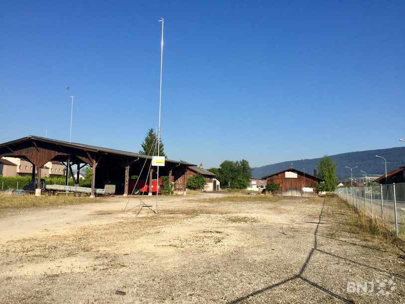 Un grand complexe devrait sortir de terre à la rue du 23-Juin à Courroux. (Photo: archives)