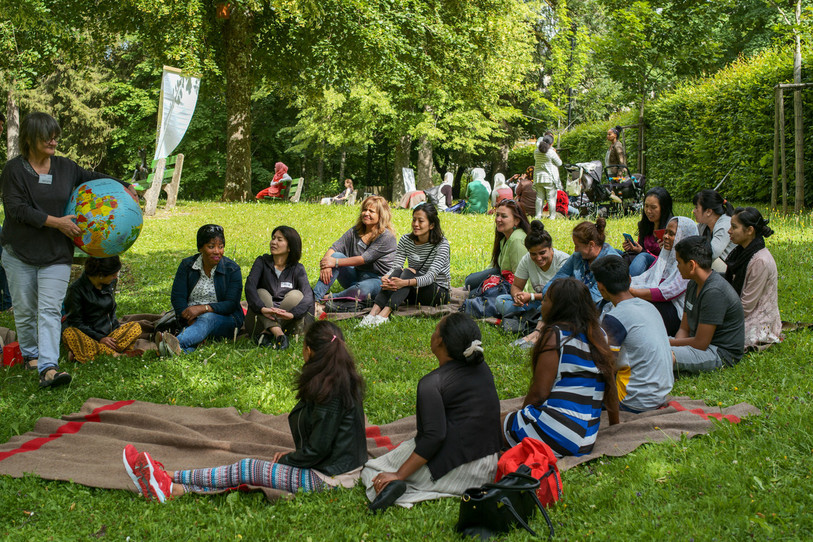 Les formateurs doivent faire preuve de créativité pour enseigner à des personnes non francophones de niveau, de langue et de culture différents.