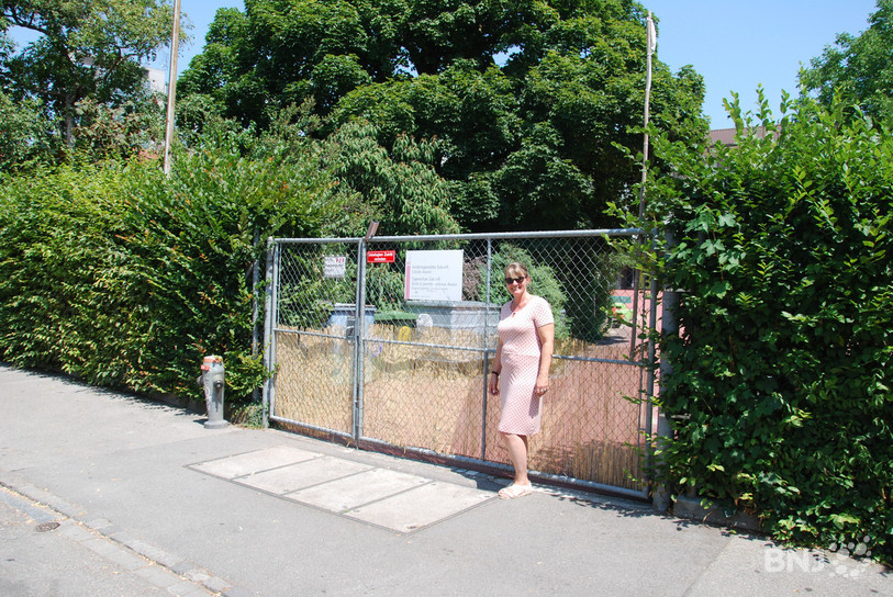 Karin Armbruster devant la crèche municipale de l'Avenir.