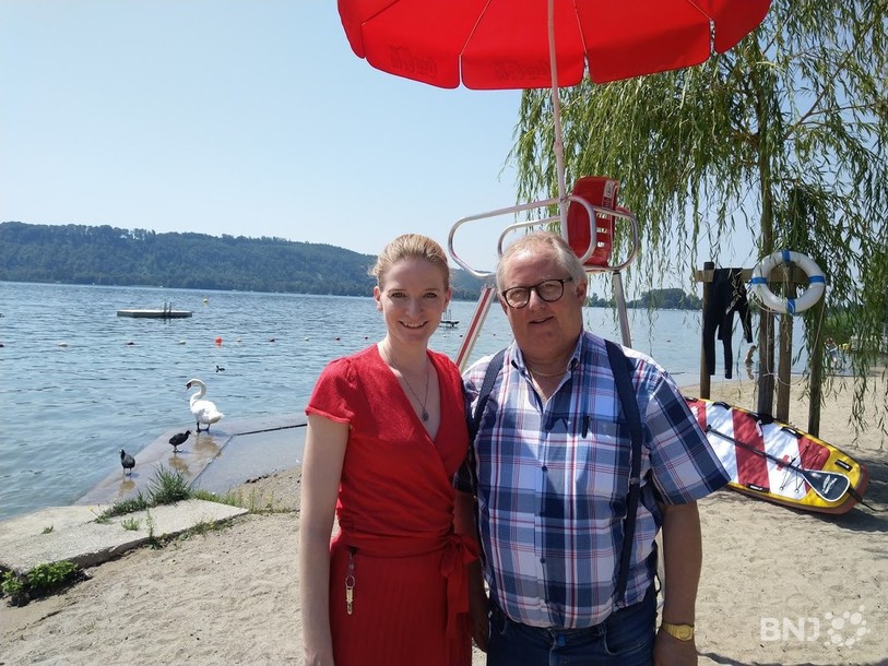 Karin Wälti et Roland Matti étaient les invités de cette édition en direct de la plage de La Neuveville.