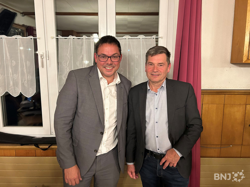 Stéphane Theurillat (à gauche) et Jean-Paul Lachat (à droite) porteront les couleurs du Centre pour le deuxième tour de l'élection au Gouvernement jurassien (photo: Le Centre Jura).