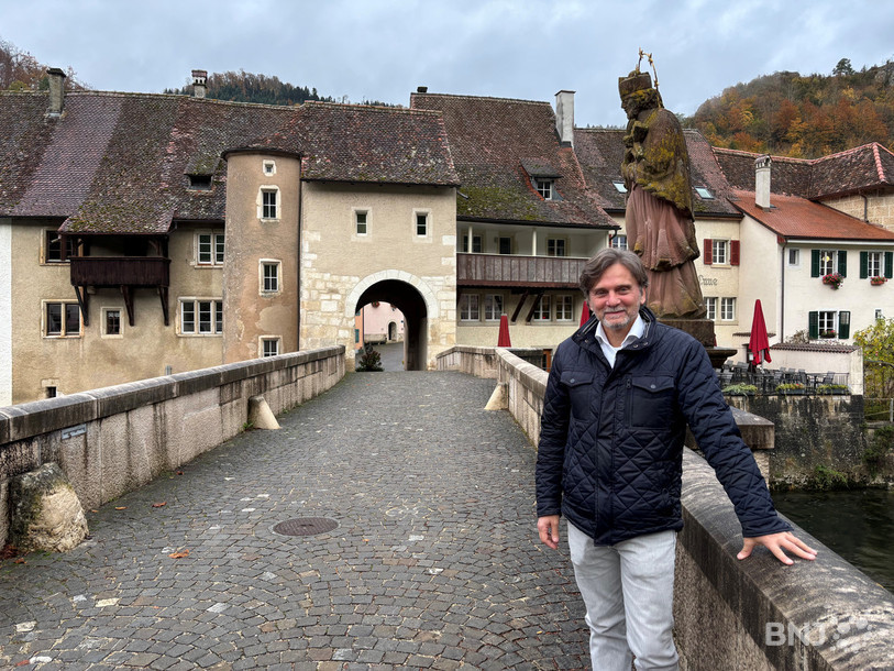 Clément Saucy, le premier président de l'Association des ami-e-s de St-Ursanne, souhaite faire rayonner davantage la cité médiévale.