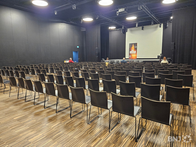 L'Auditoire de Vigner à St-Blaise, théâtre de la Revue neuchâteloise 2026, peut accueillir 200 personnes assises. 
