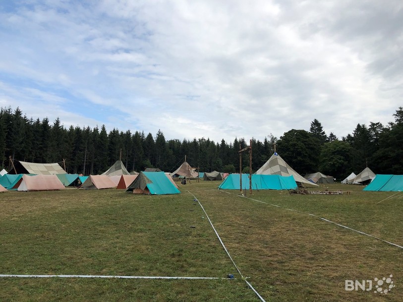 Les scouts ont installé leur campement sur les hauteurs de Macolin. 