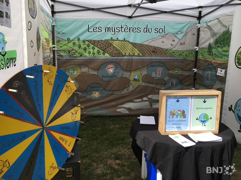 Les mystères du sol vous seront révélés grâce au stand de MissTerre.
