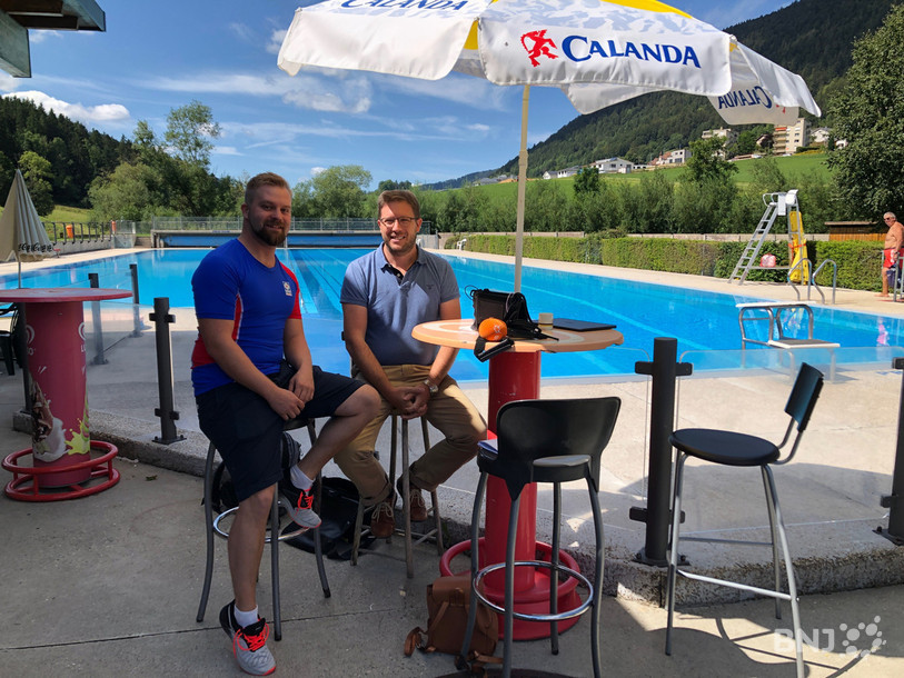 Timothé Schaerer et Patrick Tanner à la piscine de St-Imier.