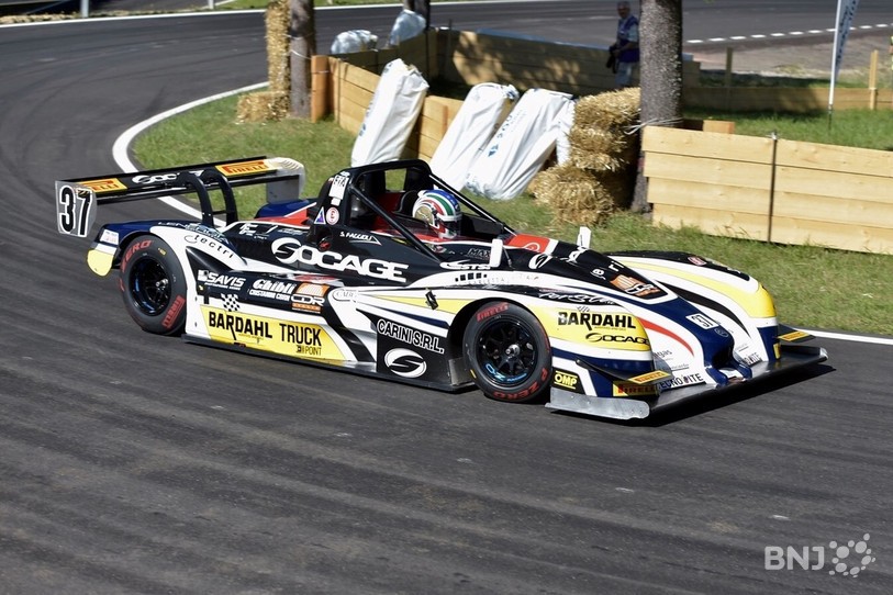 Simone Faggioli dans le « petit Susten » : il est en route pour battre le record du tracé (photo : Georges Henz).