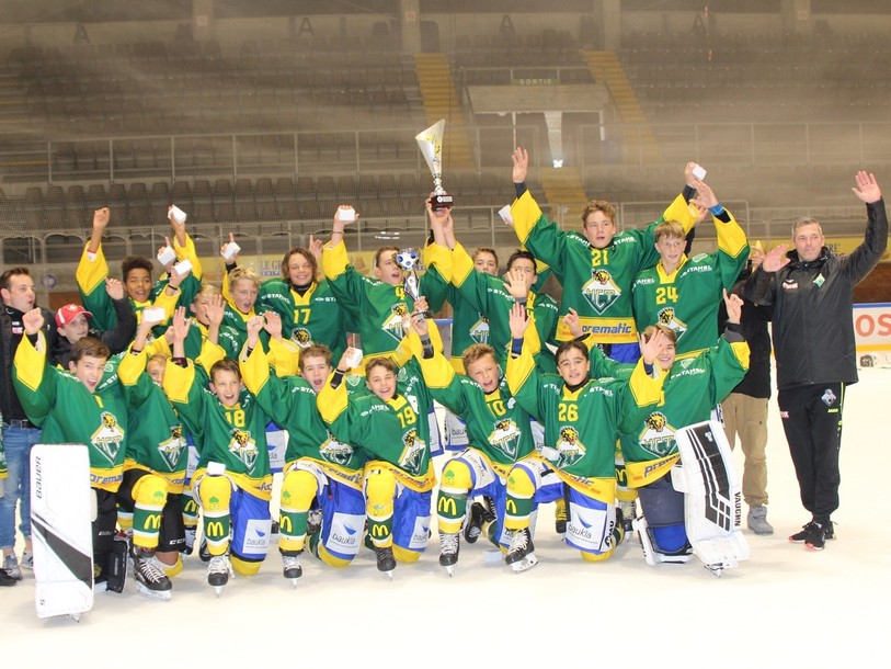 Le trophée de vainqueur au HC Thurgovie Young Lions.