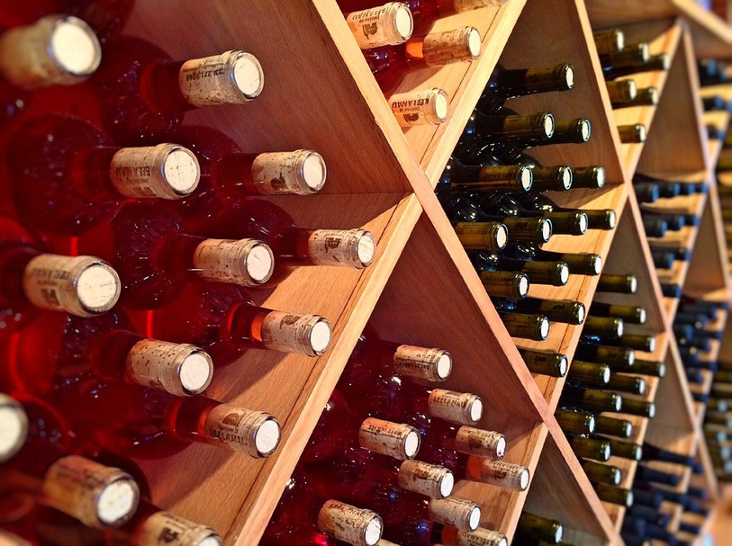 La résolution demande que
le Conseil fédéral régule les quotas d’importation pour les vins étrangers. (Photo : illustiation)